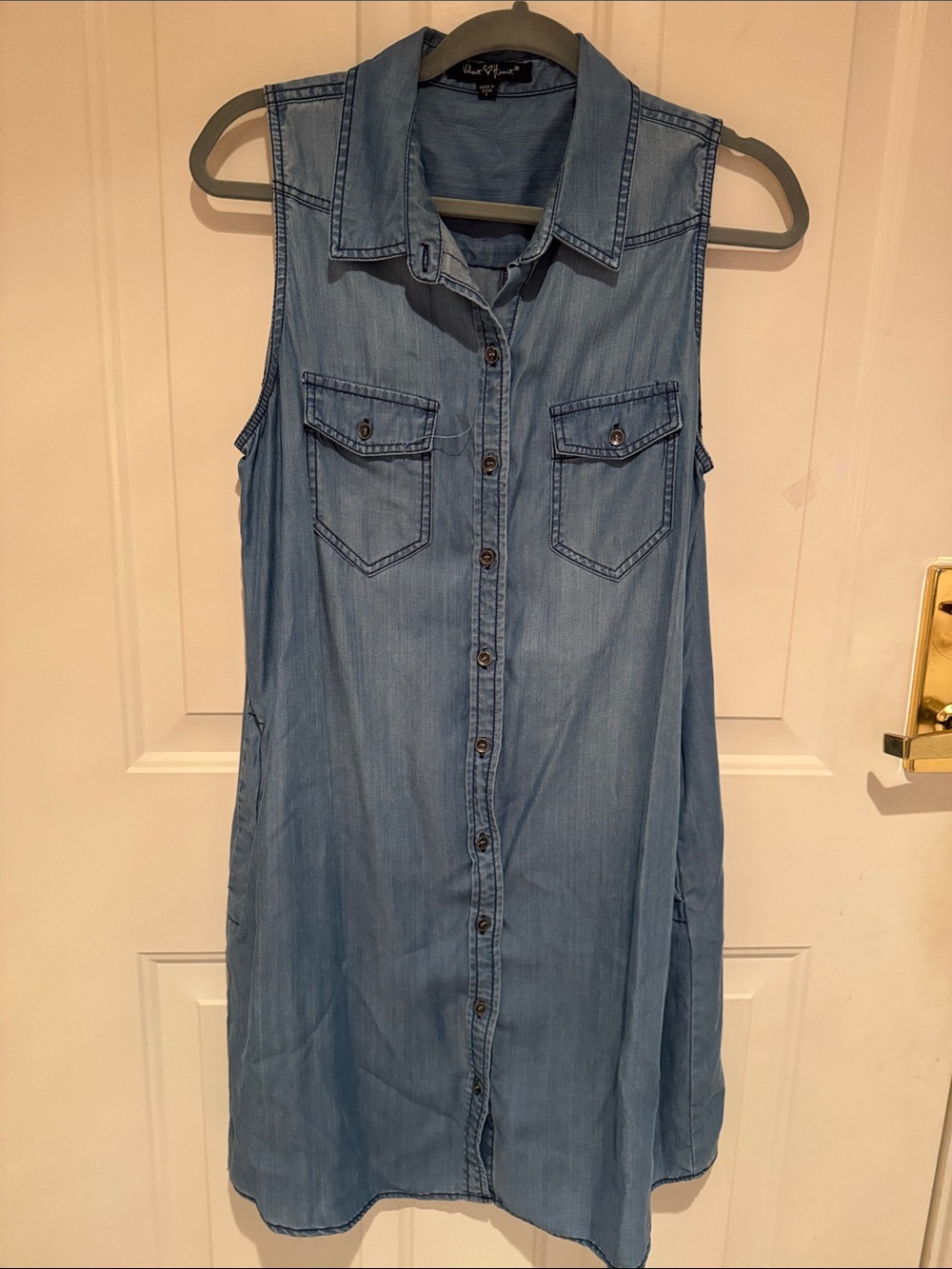 Velvet Heart Light Blue Denim Button-Front Sleeveless Shirt Dress